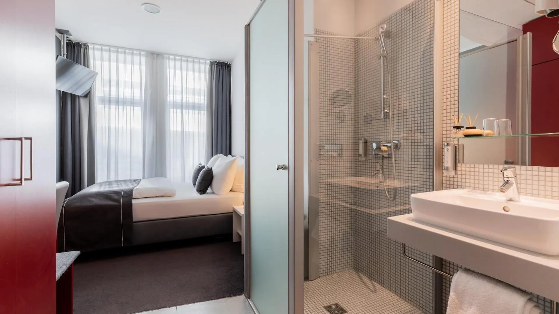 Garner Hotel Berlin - Gendarmenmarkt By Ihg 4*,  Alemania
